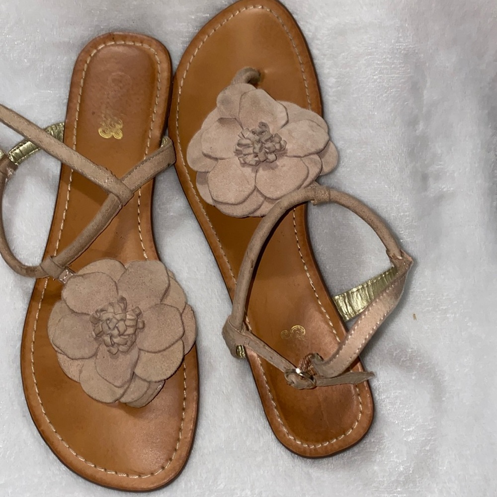 Carlos by Carlos Santana Women's Teagan Thong Flower Sandals size7.5